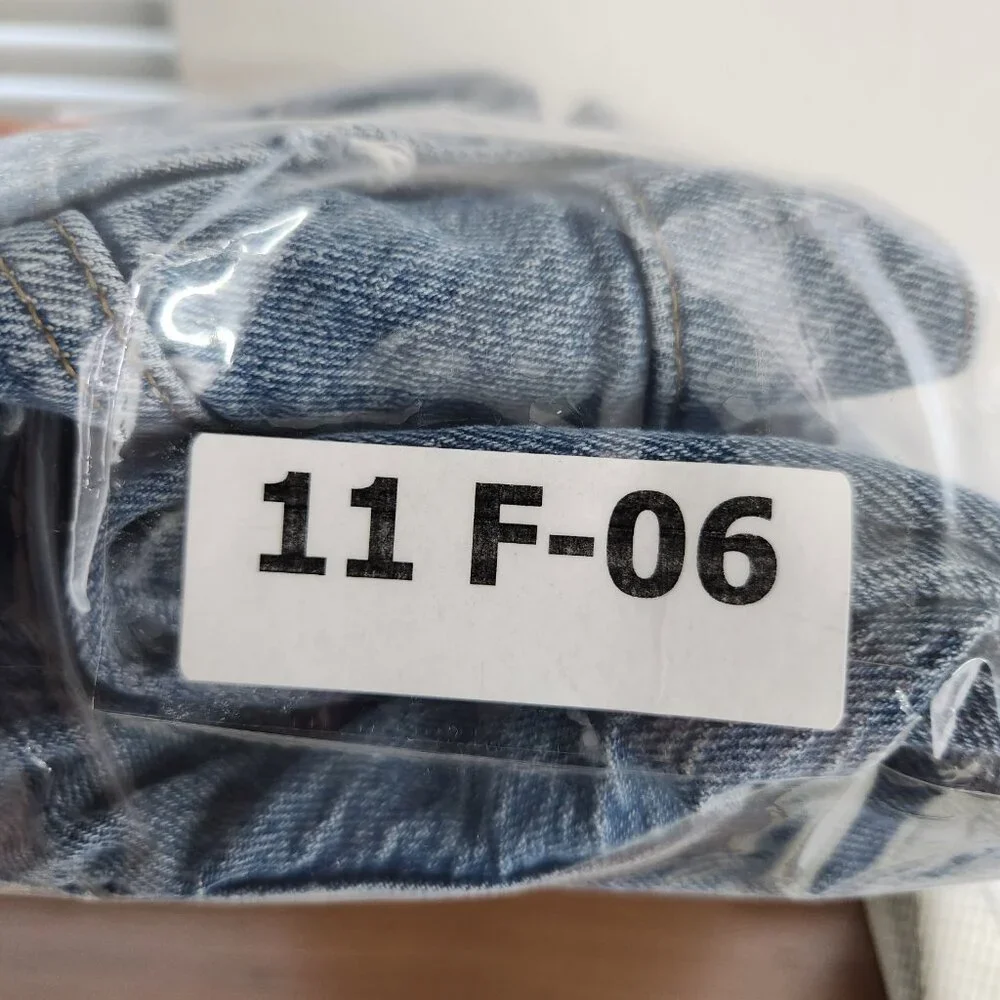 Madewell The Perfect Vintage Jeans Women's Size 23 Straight Leg - Picture 14 of 14